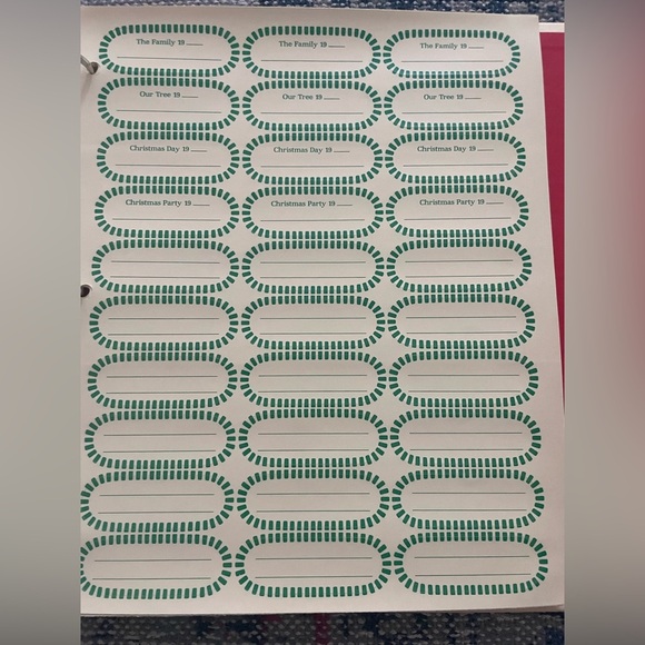 Vintage Hallmark Christmas binder-1984 - Picture 7 of 8